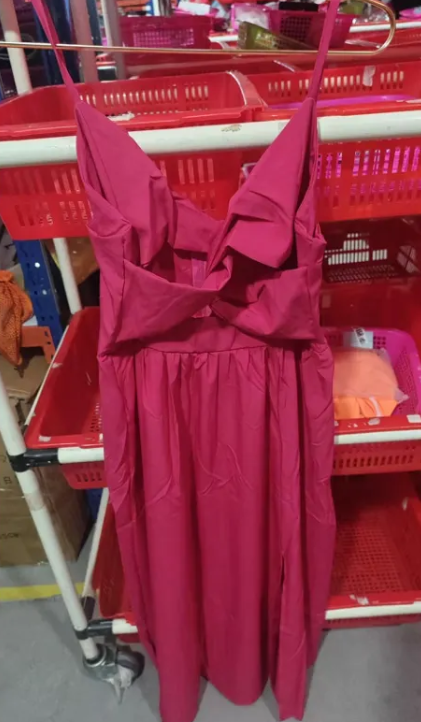 Elegante jurk met rondingen
